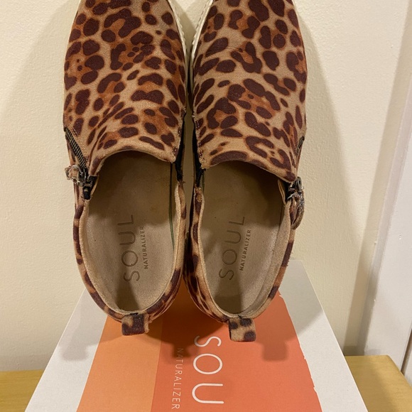 LAST CALL🎉🎉 SOUL by Naturalizer cheetah print. Size 8.5 - Picture 5 of 5